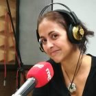 Elisa Rapado, durante la emisión de unos de los programas en Radio Clásica. DL
