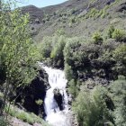 Fotografía de archivo de la cascada en el río Lechada en el Parque de Picos de Europa.