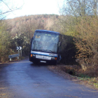 El accidente se produjo cuando el autobús realizaba la ruta hacia el colegio de Cistierna.