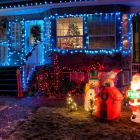 Cómo usar luces de Navidad exteriores para decorar tu casa en León 2020