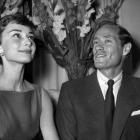 Audrey Hepburn, con su primer marido y también actor Mel Ferrer, en septiembre de 1954.