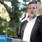 Rajoy concluyó ayer sus vacaciones en Pontevedra con el primer mitin del curso político.
