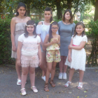 Las reinas y damas de las próximas fiestas. ARAUJO
