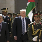 El presidente palestino Mahmud Abas y su homologo estadounidense Donald Trump en Belén.