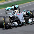 Lewis Hamilton, durante los entrenamientos en Melbourne, este sábado.
