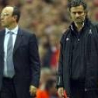 Benítez y Mourinho durante el partido del martes en Anfield