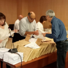 El recuento de las votaciones se está realizando hoy en todas las juntas electorales. J. NOTARIO