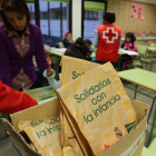 La mayoría de los voluntarios prefiere trabajar con la infancia. SECUNDINO PÉREZ