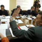 El delegado del Gobierno, Miguel Alejo, se reunió con los responsables de UGT, CC.OO. y de Cecale