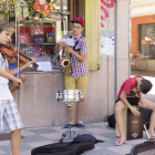 Imagen de uno de los conciertos improvisados en las calles coyantina el año pasado. DL