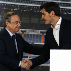 El presidente del Madrid despide oficialmente al capitán y& "mejor portero de la historia del club".