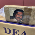 Paquetes de droga con la imagen del capo colombiano Pablo Escobar.