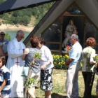 Los descendientes y antiguos vecinos de Lodares celebraron la romería de la Divina Pastora.