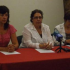 Ángeles Sevillano, Mercedes González y Elvira Casado presentan el Enigma de los Museos.
