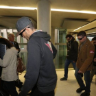Agentes de los Mossos en el juzgado para declarar por la detención de Benítez.
