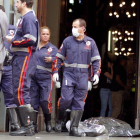 Agentes de policia prestan guardia frente a la Catedral Metropolitana de Campinas tras un tiroteo donde al menos cinco personas murieron  entre ellas el autor de los disparos  que se suicido.