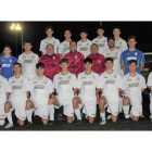 Formación del equipo del CDF Peña que se mantiene como líder invicto y en solitario del grupo B de la Primera Regional Juvenil. DL.