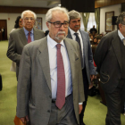 Ledesma, Ortega, García Marín y Herrero y Rodríguez de Miñón, llegando al acto. MARCIANO PÉREZ