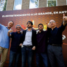 Erundino Alonso, primero de la izquierda, con ‘Los Lobos’. DAVID FERNÁNDEZ