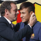 Rosell y Neymar durante la presentación del jugador.