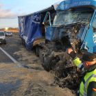 Estado en el que quedó uno de los camiones implicados en el accidente.