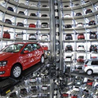 Exposición de vehículos en la sede central de Volkswagen.