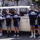 Formación de la escuadra ciclista Loterías 2 de Astorga.