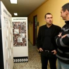 El concejal de Acción Social, Reiner Cortés, ayer durante la inauguración de la exposición