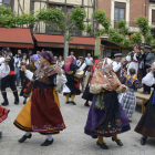 La plaza Mayor se llenó de folclore. ACACIO