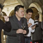 Importadores de vino de León en la misión inversa celebrada ayer en San Marcos.