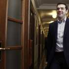 El primer ministro griego, Alexis Tsipras, a su llegada a la reunión del Consejo de Ministros.