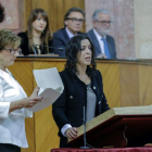 Marta Bosquet en el momento de tomar posesión de su cargo como nueva presidenta del Parlamento andaluz. JULIO MUÑOZ