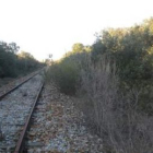 El trazado férreo de la línea de la Vía de la Plata en las cercanías de Valderrey.
