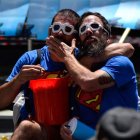 Dos integrantes de la compañía circense que se podrá ver en Ponferrada el día 27 de marzo. DL