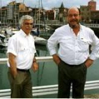 A la derecha, el novelista cubano y coordinador de la Semana, Justo Vasco