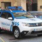 Un vehículo de la Policía Local de León. DL
