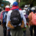 Durante la tarde del domingo, cientos de salvadoreños habían cruzado la frontera hacia Guatemala.