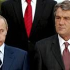 Putin resoplando junto al presidente de Ucrancia, Yushenko