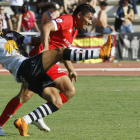 La expulsión de Viti en el minuto 5 de la segunda parte supondrá que el mexicano Nicho pase a ocupar la posición de lateral zurdo. ALMEIDA