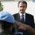 Zapatero, en su visita la semana pasada a las tropas españolas desplegadas en Líbano.