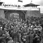 Histórica foto de la liberación de Mauthausen por tropas aliadas el 5 de mayo de 1945. DONAD R. ORNITZ