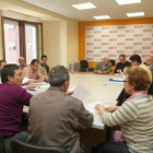 Representantes sindicales y de la patronal, en la reunión.