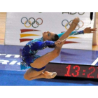Sara tiene pie y medio en la final tras su gran actuación de ayer.