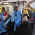 Había desembarcado a 218 migrantes en el sur de Sicilia.