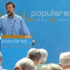 Mariano Rajoy, ayer, durante su intervención política en Ribadumia
