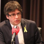 Carles Puigdemont durante la entrevista de este viernes para RAC-1, desde Bruselas.