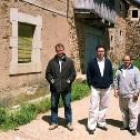 Salvadores, Nieto y Carbajo posan en la calle El Pozo