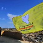 Imagen de la bandera amarilla de las Fuerzas Democráticas Sirias. STR