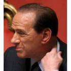 Berlusconi durante al sesión en la que anunció su dimisión