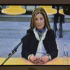 La mujer de Luis Bárcenas, la astorgana Rosalía Iglesias, durante su declaración. FERNANDO VILLAR